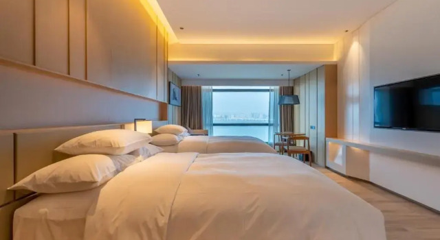 Четырёхместный номер Deluxe с видом на море Courtyard by Marriott Xiamen