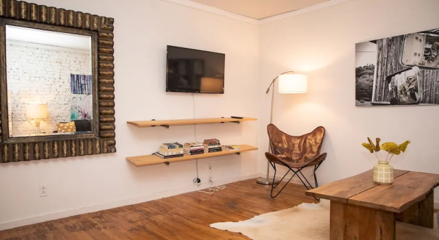 Sunny Fully Furnished Studio in Chelsea, Забронировать Апартаменты/квартира Апартаменты Нью-Йоркской агломерации, рядом с Нью-Йоркская публичная библиотека, Апартаменты/квартира