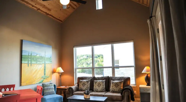Коттедж Premium c 1 комнатой с красивым видом из окна Hill Country Casitas