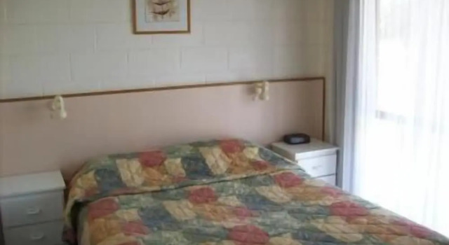 Black Swan Motor Inn