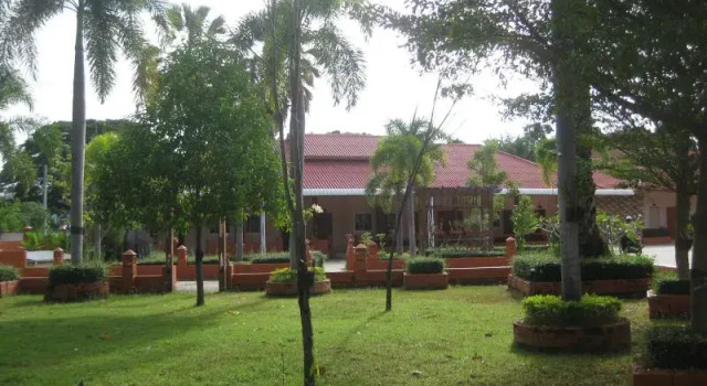 Номер Standard Ploy Resort พลอยรีสอร์ทบุรีรัมย์