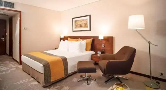 Двухместный номер Standard Crowne Plaza Bucharest by IHG