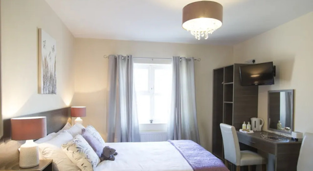 Caravogue House Bed & Breakfast, Book Bed and Breakfast Hotels in Meath with Parking, Parking