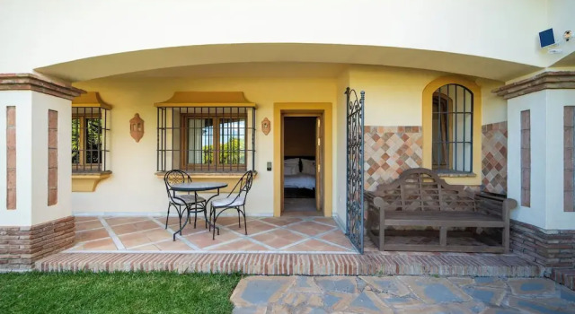 CASA TESS boutique hotel, Buchen Sie Boutique Estepona Costa del Sol