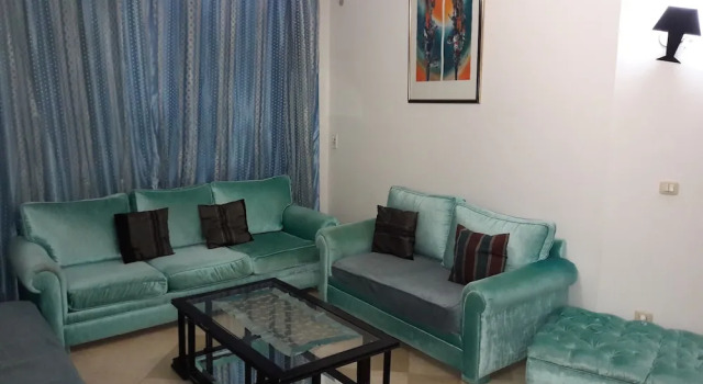 Апартаменты Spacious Very Modern Apartment Richly Furnished