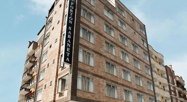 Hotel Portón Sabaneta, Buchen Sie Hotel Sabaneta Antioquia