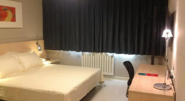 Номер Business Jinjiang Inn Tianjin Xinkai Road