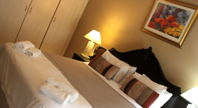 Airport Lodge Guest House
