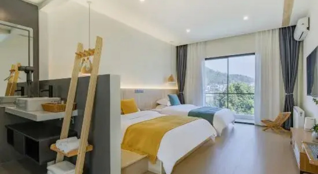 Тент Yue Shan Yunshang · Anji Yunshang Caoyuan Tent Boutique Stay (Xiongmao Buluo Tanxian Leyuan)
