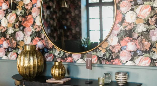 Le Victoria Boutique Hôtel - Charme au coeur du village historique - Accueil Vélo - Séminaire - Bar Lounge - Piscine, Забронировать Бутик-отель Сен-Поль-Труа-Шато Drôme Provençale, рядом с Museum of Tricastine Archeology