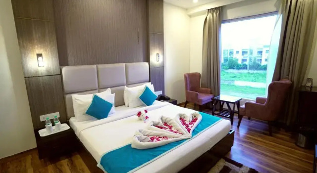 Двухместный номер Standard Hotel Idhayan Palace