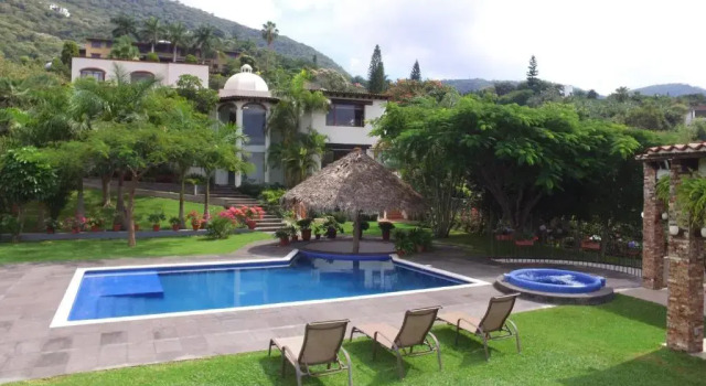 Коттедж Quinta Joselito in Cuernavaca