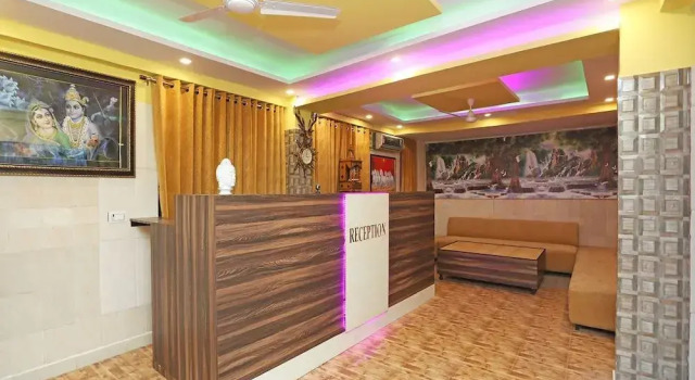 OYO 22663 Qlark Rooms & Lawn
