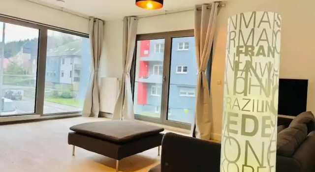 Апартаменты Deluxe 2 Bedrooms Flat in Center with Parking