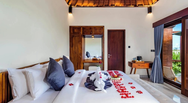 Svadarma Bali Villa by Dhananjaya Hospitality, Varaa Villa Mökit kohteessa Bali, Mökki
