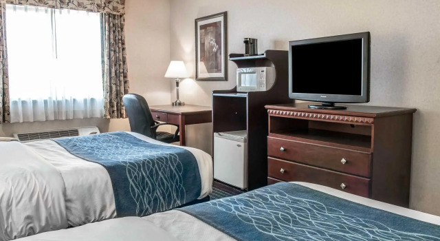 Четырёхместный номер Standard Quality Inn Marshall near I-69