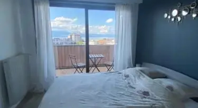 T2 centre de Thonon avec vue lac, Забронировать Отель Тонон-ле-Бен Южный берег Женевского озера