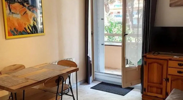 Appartement Bormes-les-Mimosas, 2 pièces, 4 personnes - FR-1-610-58