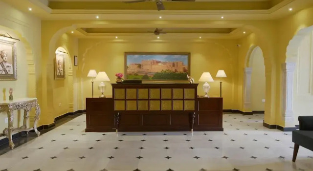 Chandra Raj Mahal, Забронировать Отель Отели штата Раджастхана с парковкой, Парковка