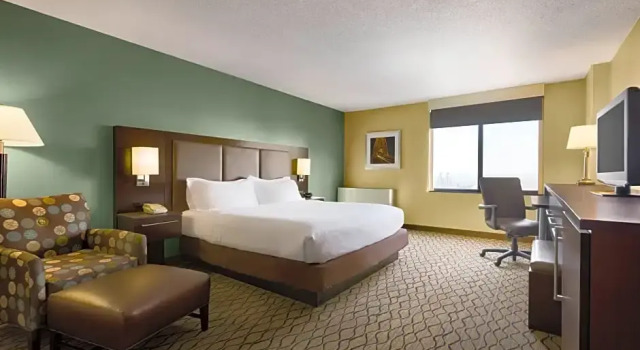 Двухместный номер Premium с видом на озеро Holiday Inn & Suites Duluth-Downtown by IHG