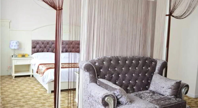 Yangshuo Tujia Sweetome Vacation Hotel, Забронировать Отель Отели Яншо с завтраком, рядом с Парк Яншо, Завтраки