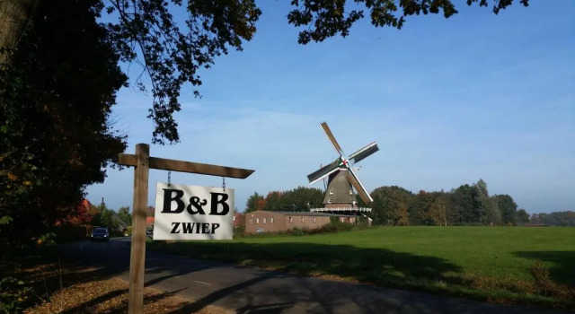 B&B Zwiep, Book Bed and Breakfast Hoteller i Lochem med parkering, Parkering