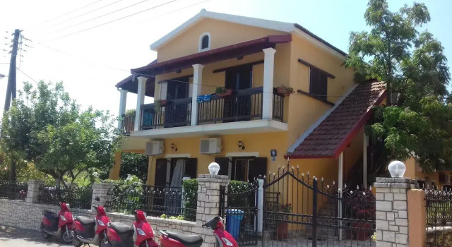 Fani Apartments, Забронировать Апартаменты/квартира Отели периферии Ионических островов с парковкой, Парковка