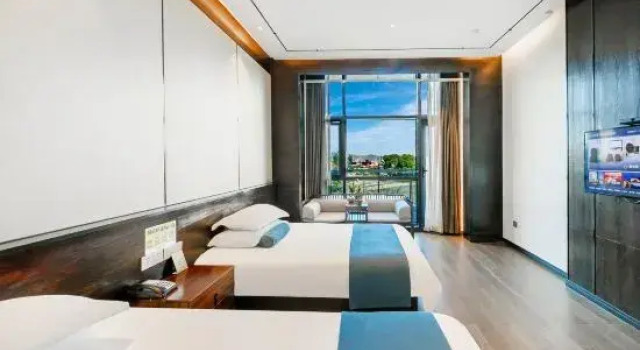 Люкс YUN MAN Suites Hotel