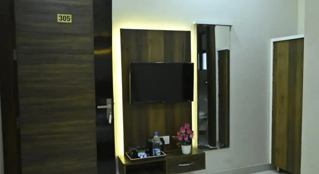 Guntas Residency, Book Hotel Amritsar Punjab