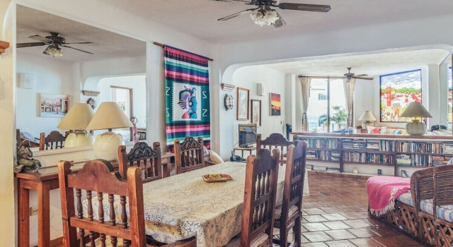 Номер Standard Ocean View 2Br Condo-balcony-beach-pool - 604