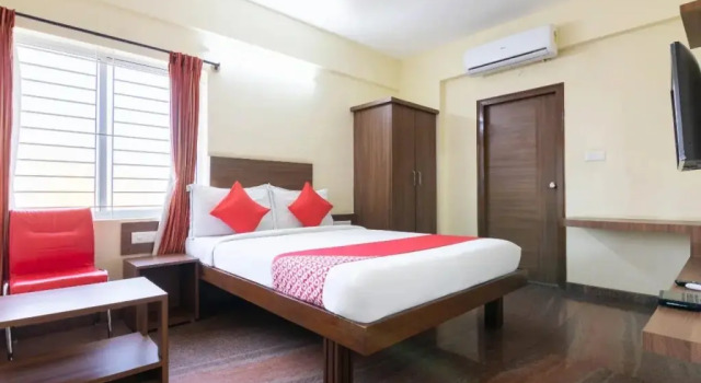 Oyo 9253 Champion Comfort, Varaa Hotelli Hotellit Bangalore pysäköinnillä, Pysäköinti