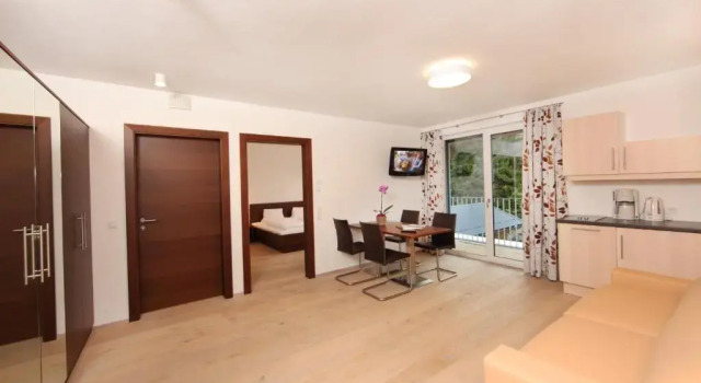 Апартаменты c 1 комнатой Die Dorfvilla - Includes Tauern Spa Kaprun Wellness Access 13 km away