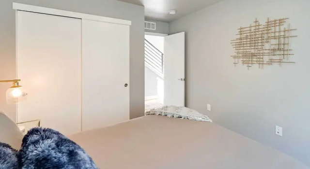 Апартаменты Denver Retreat w/ Rooftop Deck & Mountain Views