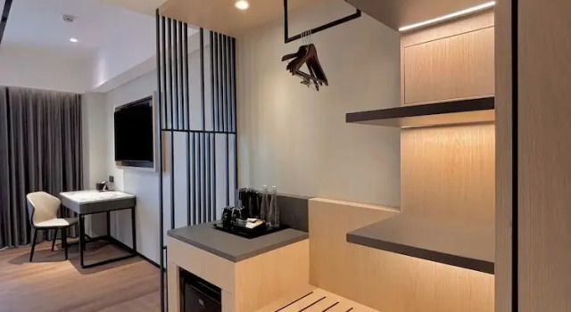 Номер Premier FortunaSuites Malioboro Yogyakarta