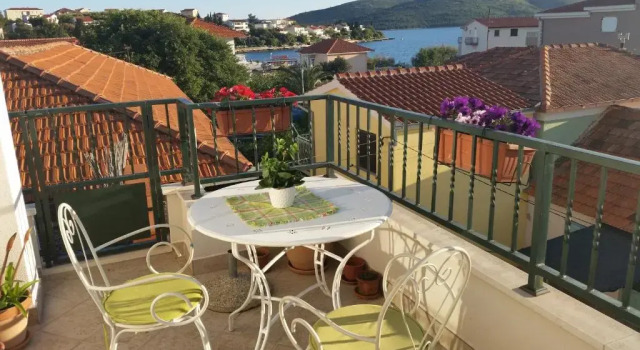 Студия с видом на море Viktorija Apartments
