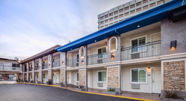 Stone Villa Inn
