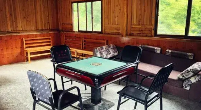 Zixin Space Leisure Hotel, Prenota Hotel Hotel a Lijiang con parcheggio, Parcheggio