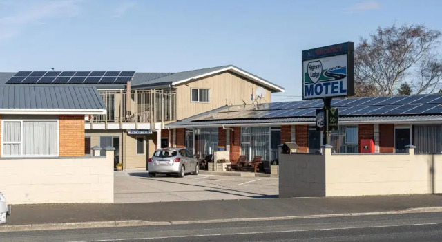 Highway Lodge Motel, Buchen Sie Motel  