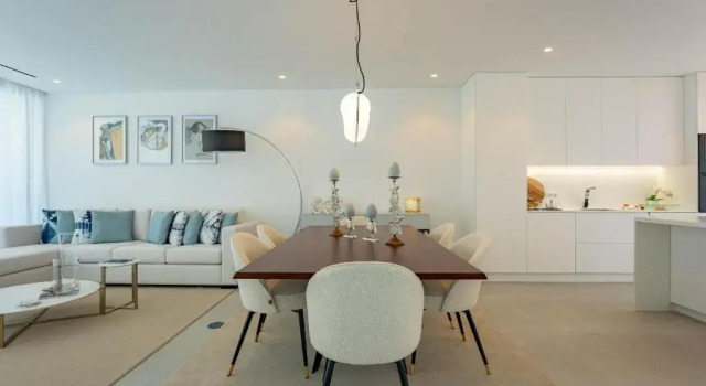 ONE SIX Villa in Vilamoura, Varaa Villa Hotellit Sotavento pysäköinnillä, Pysäköinti