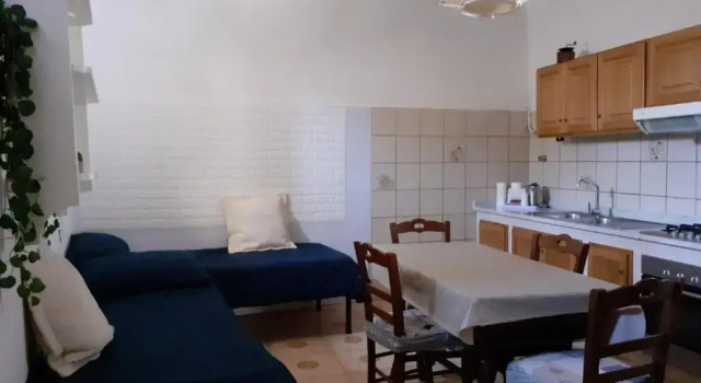 Коттедж с 4 комнатами Emidio House