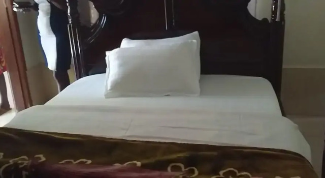 Mango Cottages & Recreation Center, Prenota Bed & breakfast Kampala Uganda