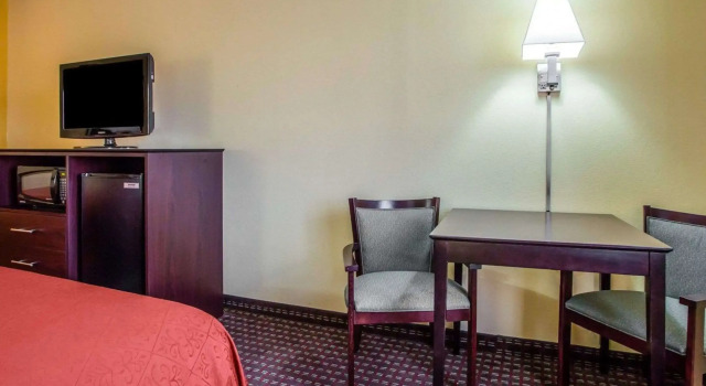 AmericInn by Wyndham Mosinee Central Wisconsin Airport, Reserva ahora Hotel Mosinee Wisconsin