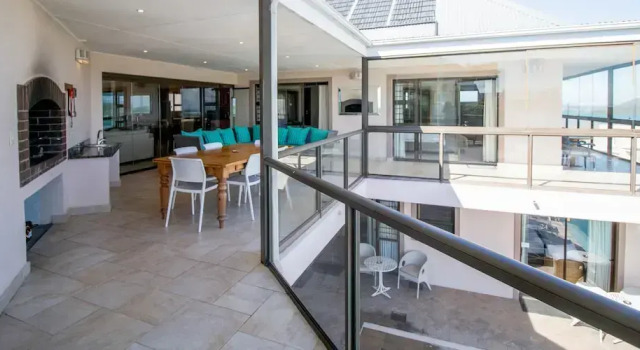 Семейный коттедж с 3 комнатами Kite Mansion Penthouse