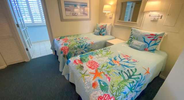 Номер Deluxe с 2 комнатами с балконом и с видом на воду Resort Harbour Properties