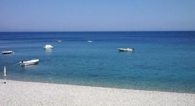 Avlakia Beach Studios & Apartments