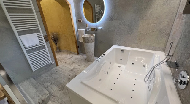 Люкс с балконом Hotel Rural El Molí