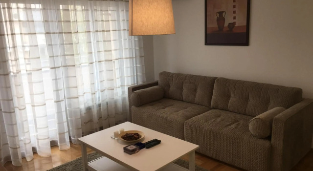 Apartment Triton, Забронировать Апартаменты/квартира Врачар Белград, рядом с Храм Святого Саввы