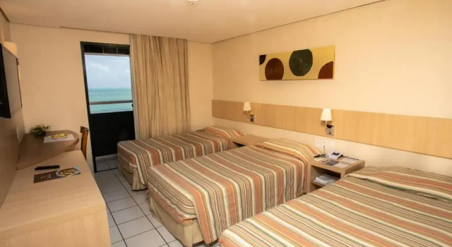 Трёхместный номер Superior с частичным видом на море Hotel Diogo