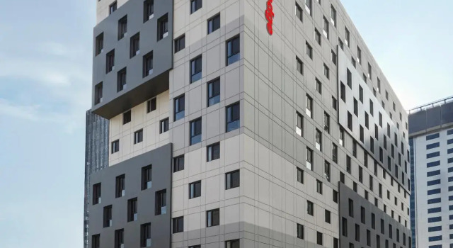 Кровать в общем номере Travelodge Myeongdong Euljiro