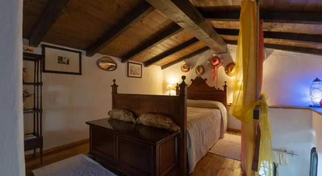 Villa Ferulas, Prenota Villa Oliena Barbagia